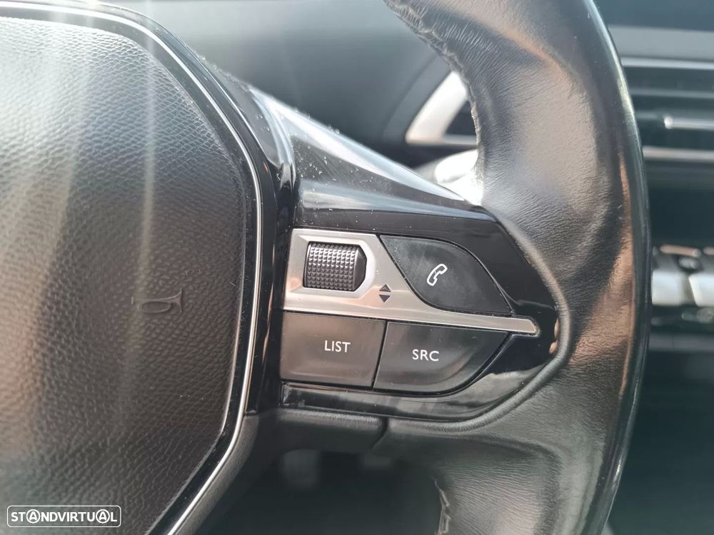 Peugeot 5008 1.2 PureTech Active Pack - 25