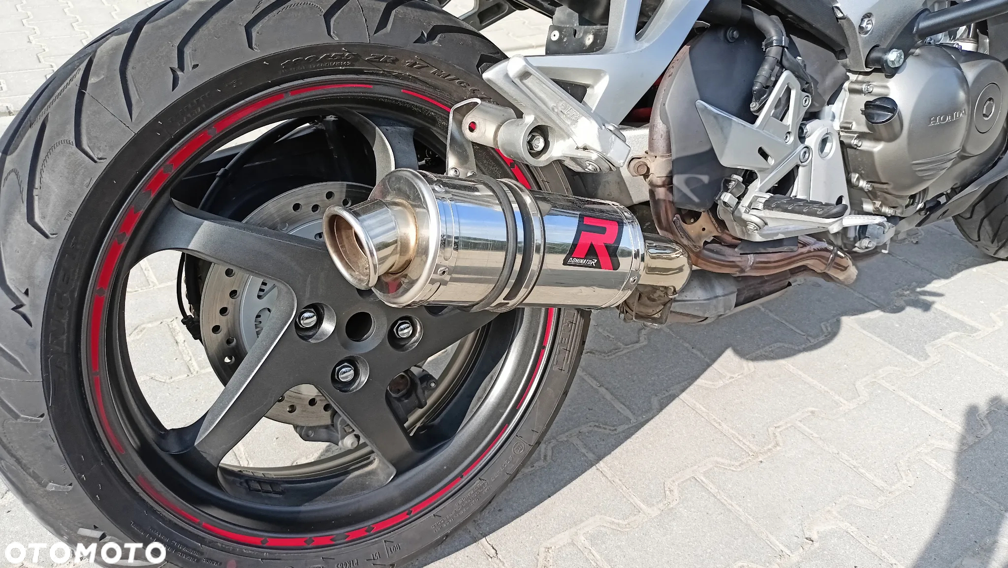 Honda VFR - 11