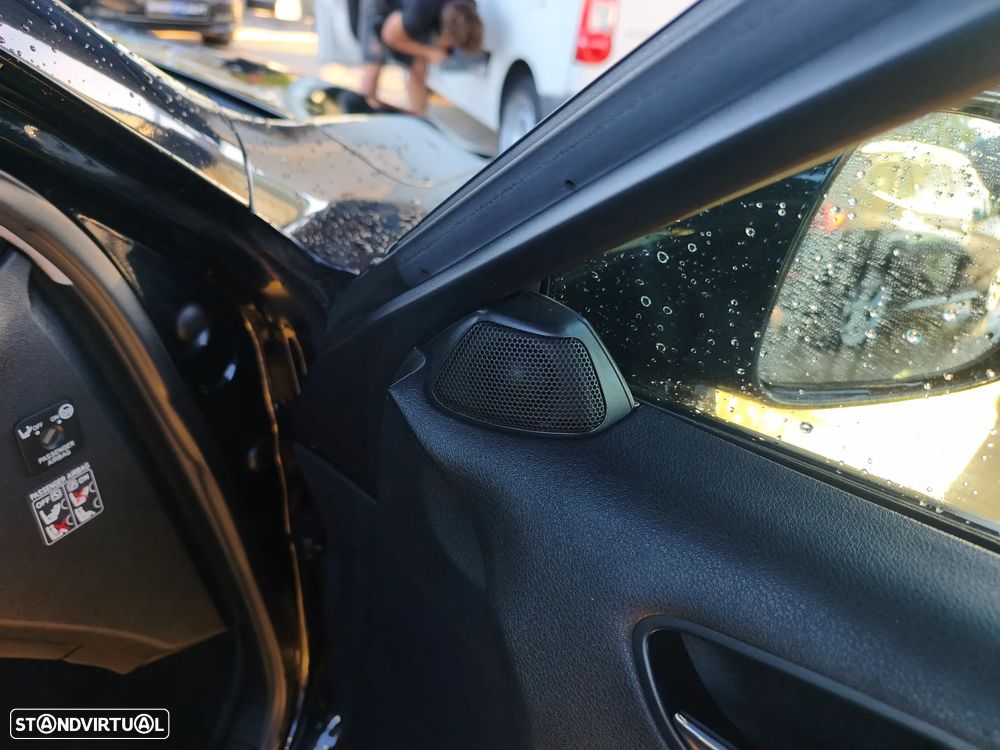Lexus IS 220 d Luxury 2D - 26