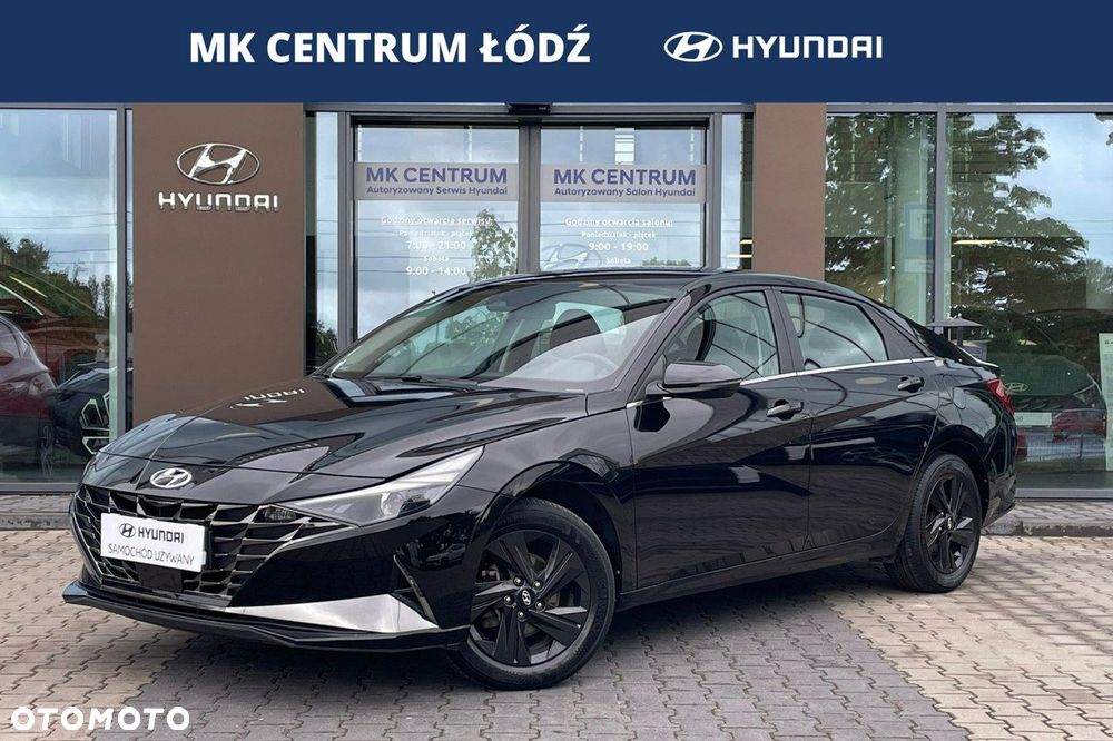 Hyundai Elantra - 1