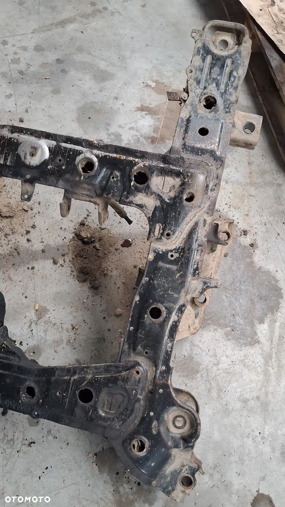 SUZUKI GRAND VITARA II 1.9 DDIS KOŁYSKA WÓZEK SANKI TRAWERS PRZÓD nr. 87/5 - 5