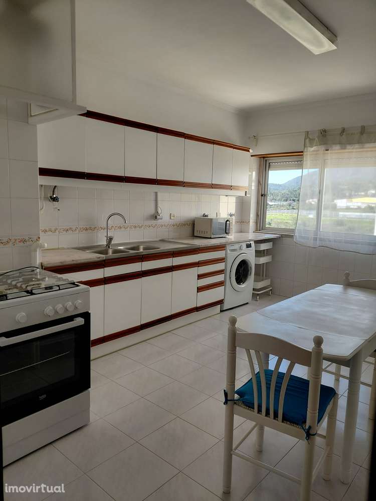 Apartamento t2 à venda, com estacionamento e excelentes áreas - Grande imagem: 5/24