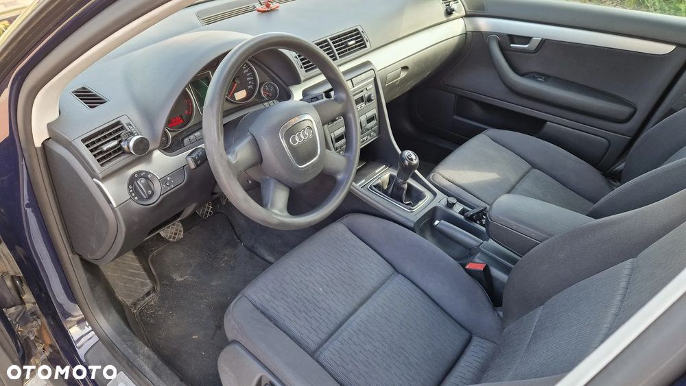 Audi A4 Avant - 17