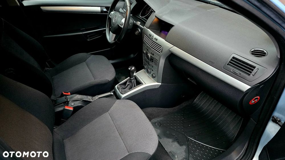 Opel Astra 1.6 Innovation - 15