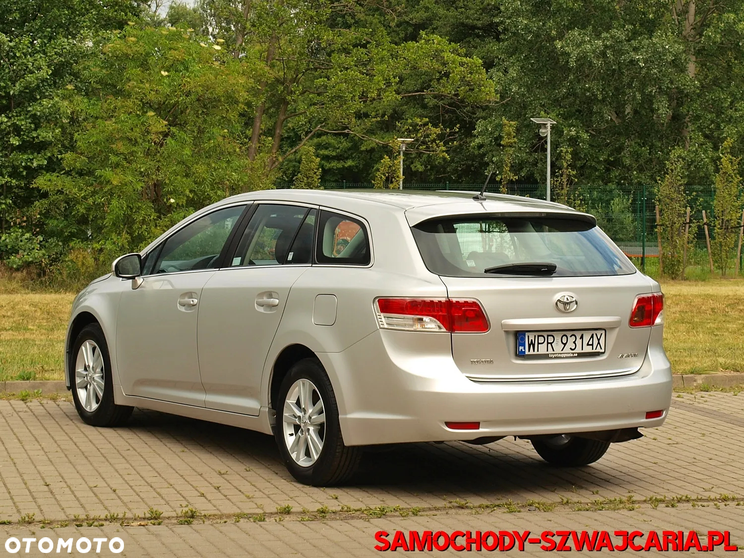 Toyota Avensis 2.0 Sol plus EU5 - 10