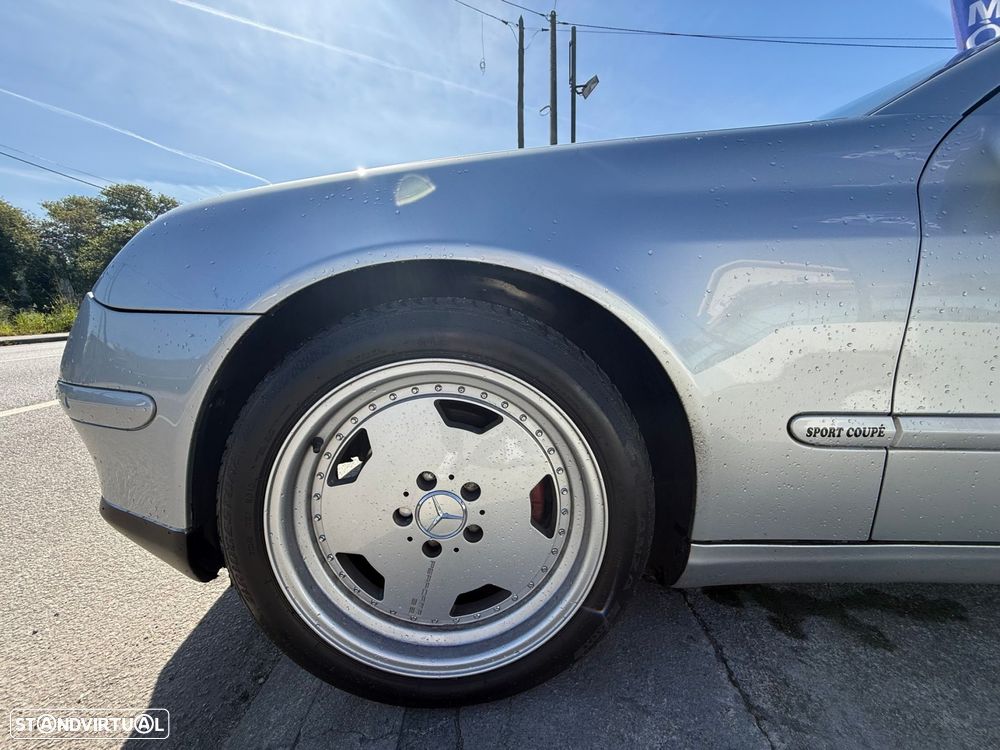 Mercedes-Benz C 200 - 11
