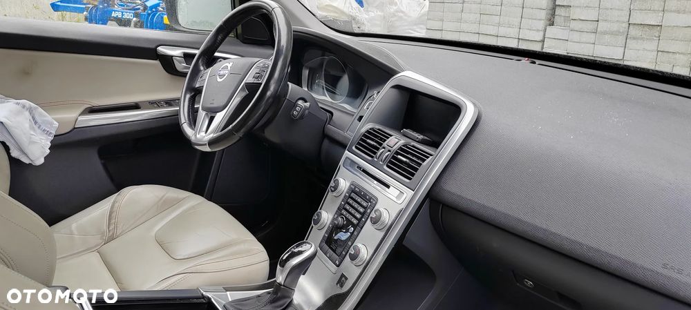 Volvo XC 60 D4 Drive-E Ocean Race - 1