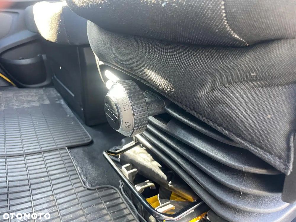 Iveco Daily 35S18 3.0 180KM Autolaweta Salon PL tempomat hak 3,5t LED - 11