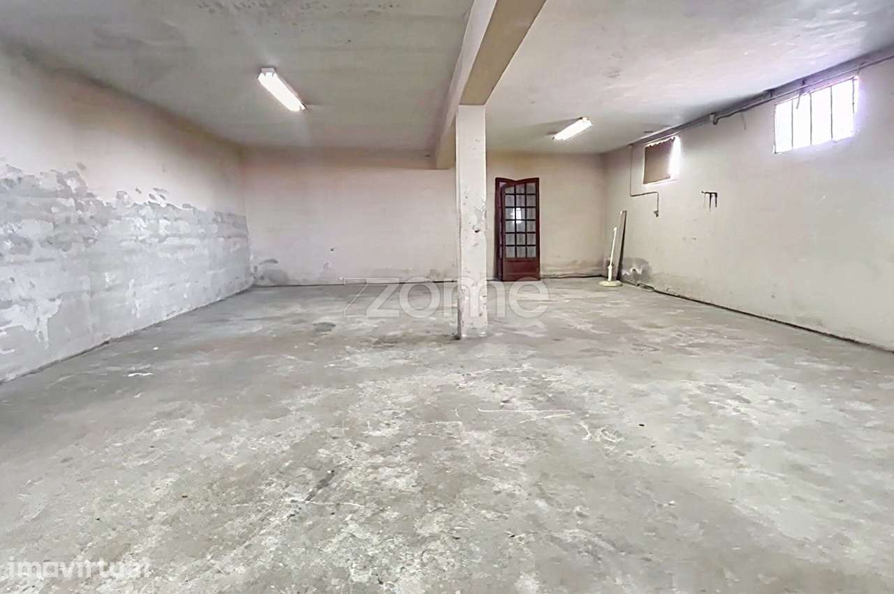 Armazém multifuncional com escritório em S. João do Campo - Grande imagem: 5/20