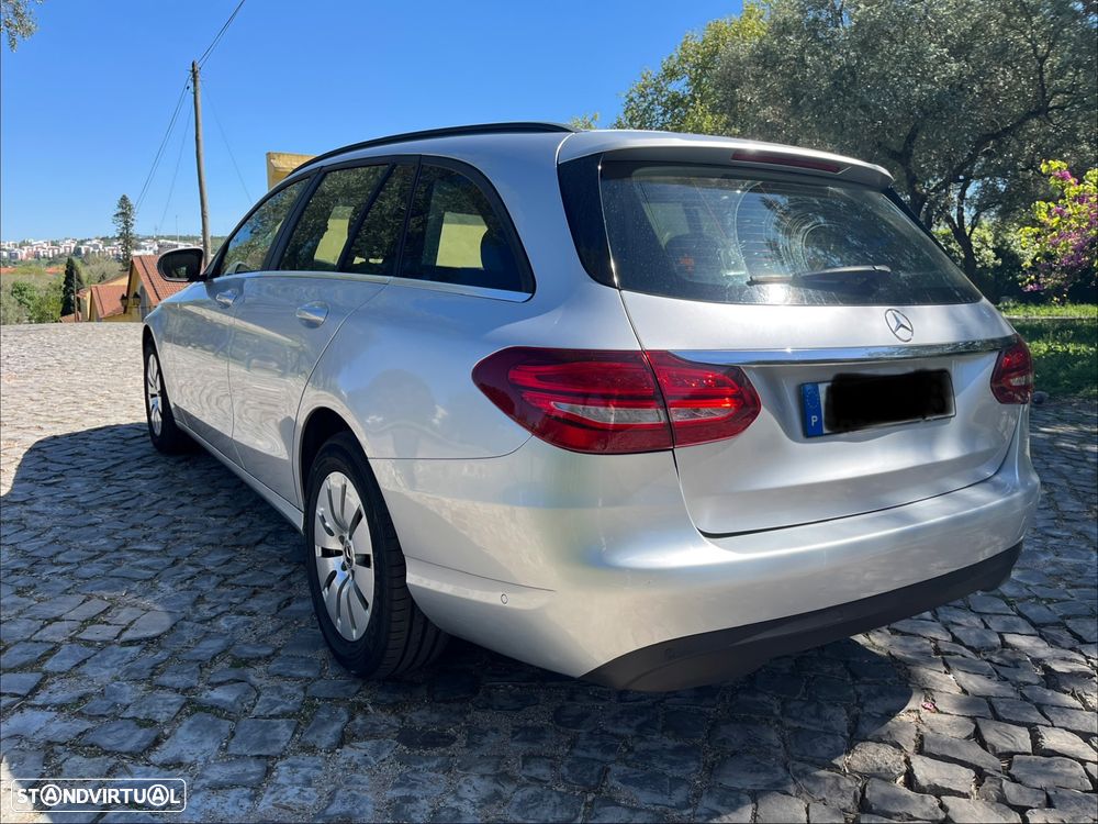 Mercedes-Benz C 200 - 3