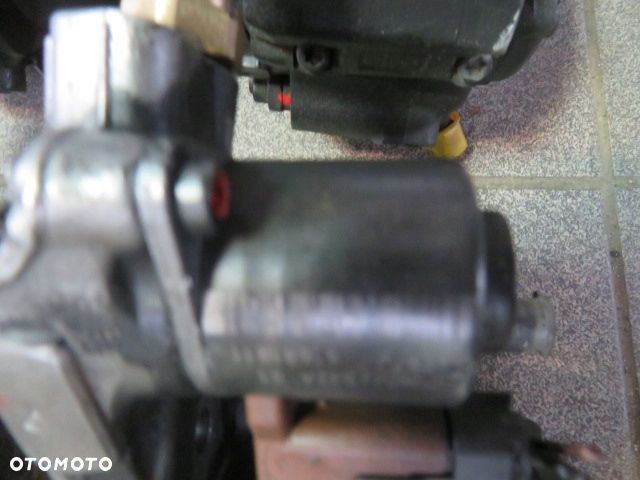 POMPA WTRYSKOWA C5 II LIFT 2.0 HDI DW10B 9656391680 9424A000A CITROEN 2004-2007 - 9