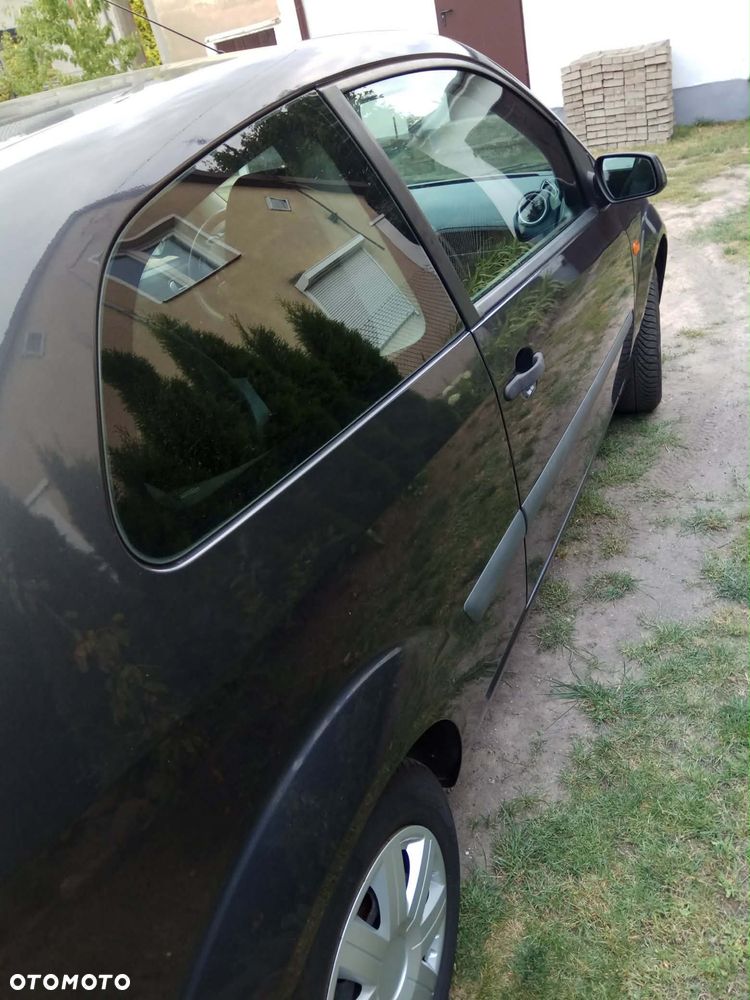 Ford Fiesta - 3