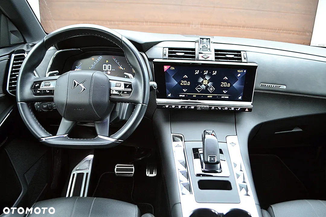 DS Automobiles DS 7 Crossback - 17