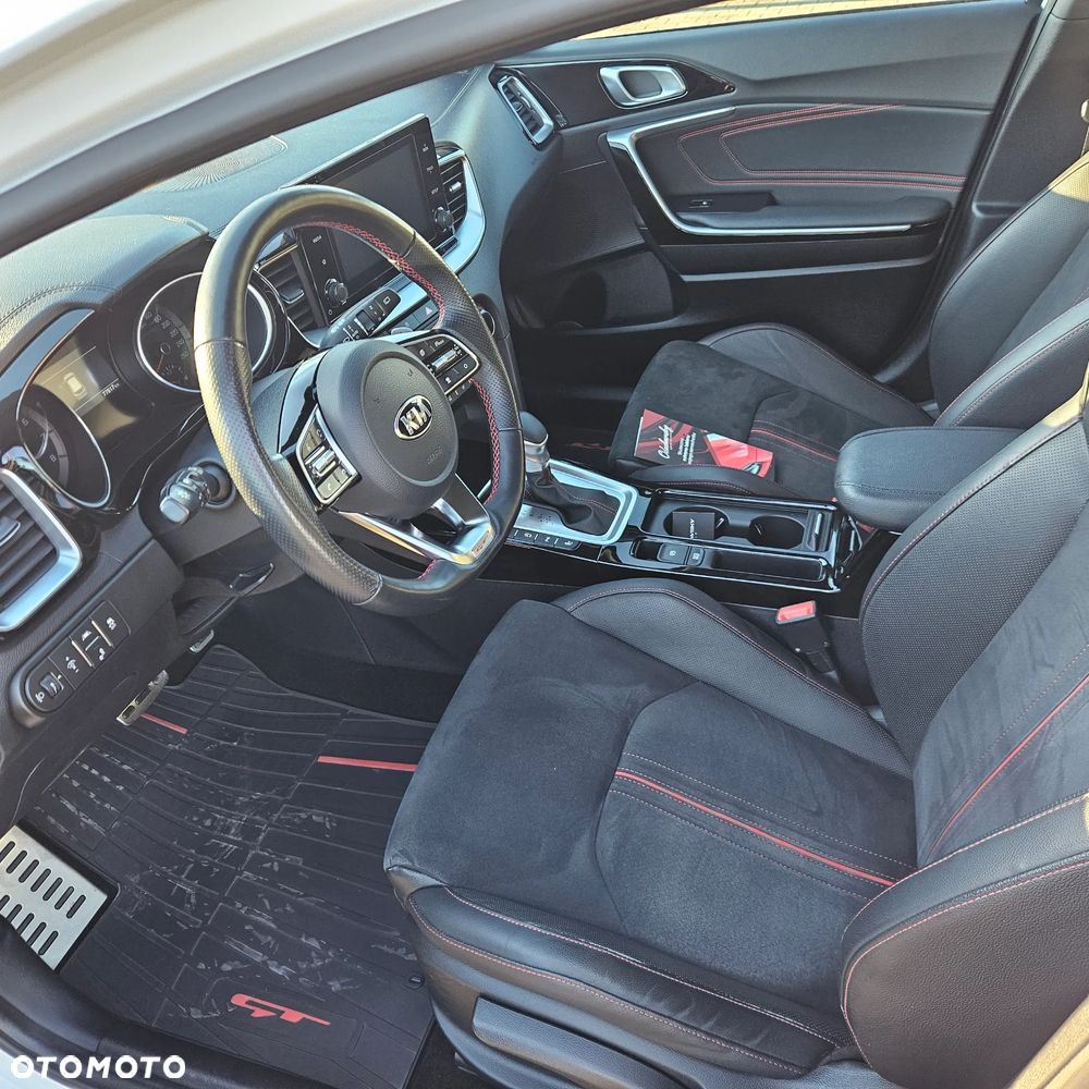 Kia ProCeed 1.6 T-GDI GT DCT - 8