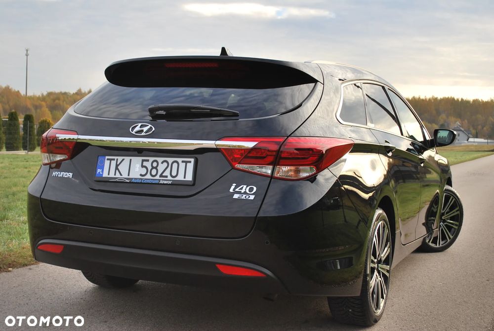 Hyundai i40 Kombi 2.0 Automatik Premium - 4