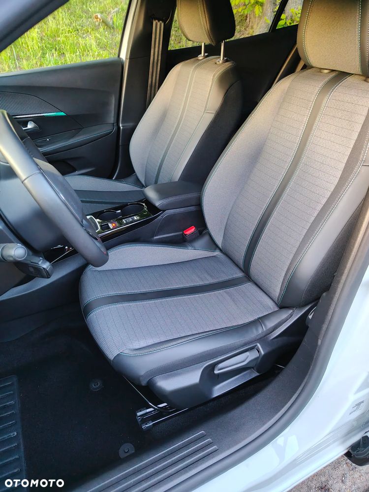 Peugeot 2008 PureTech 130 Allure Pack - 16