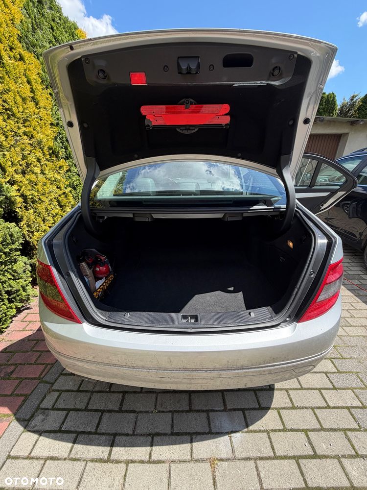 Mercedes-Benz Klasa C 200 Kompressor Avantgarde - 21