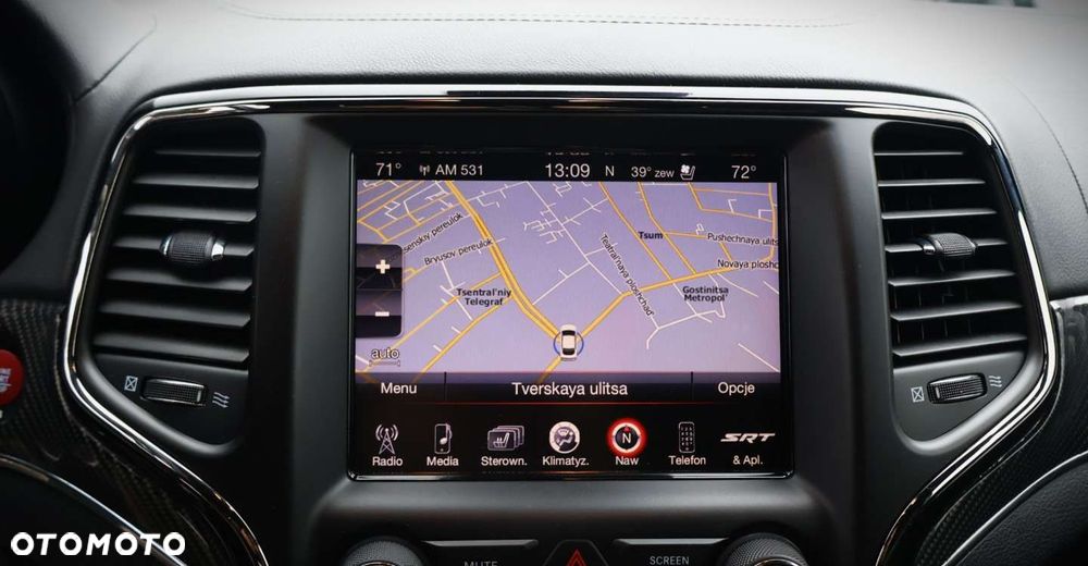 Jeep Grand Cherokee - 26