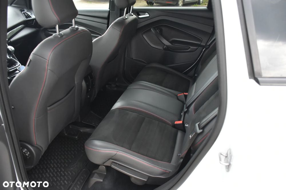 Ford Kuga - 15
