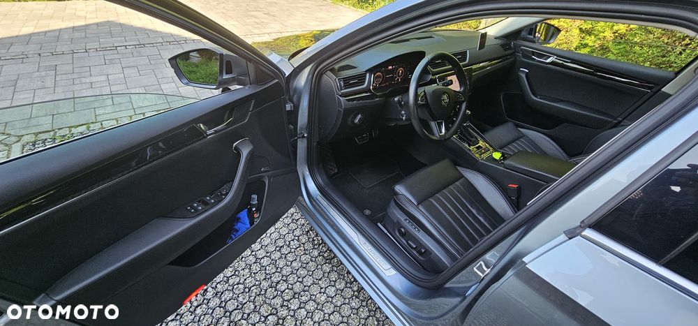 Skoda Superb 2.0 TSI 4x4 L&K DSG - 17