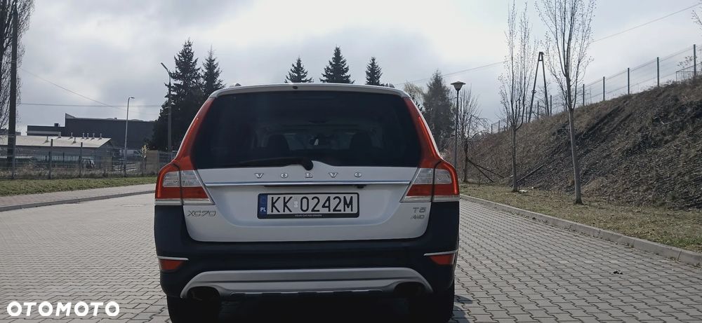 Volvo XC 70 - 16