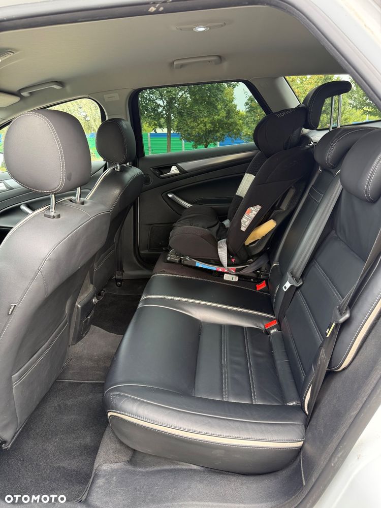 Ford Mondeo 2.0 TDCI Titanium S - 11