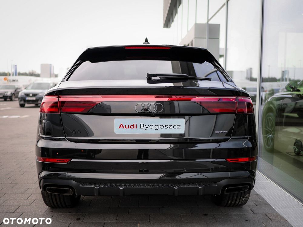 Audi Q8 - 13