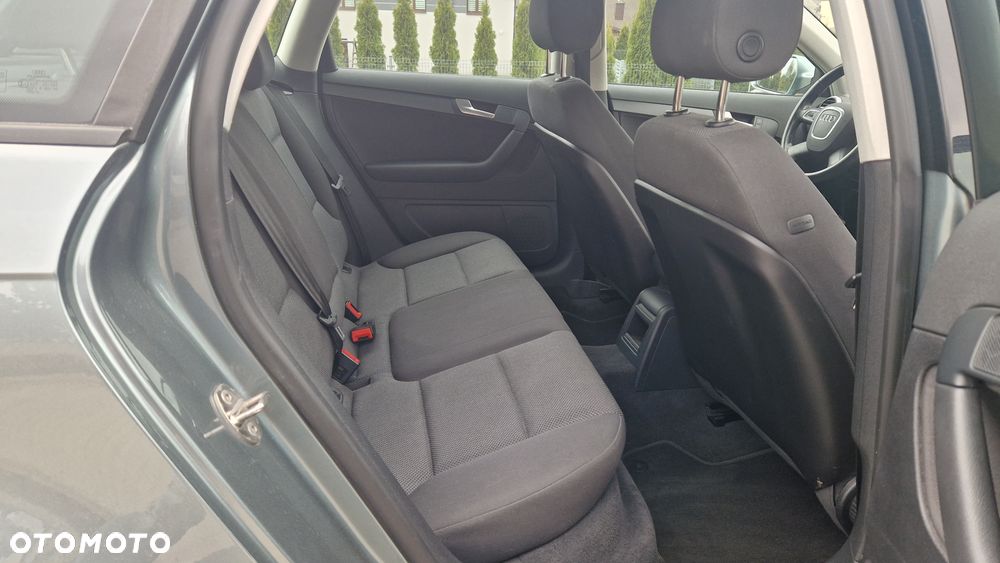 Audi A3 Sportback 1.6 TDI DPF Attraction - 17