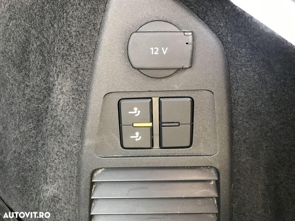 Volkswagen Touareg V6 TDI 4MOTION Elegance - 37