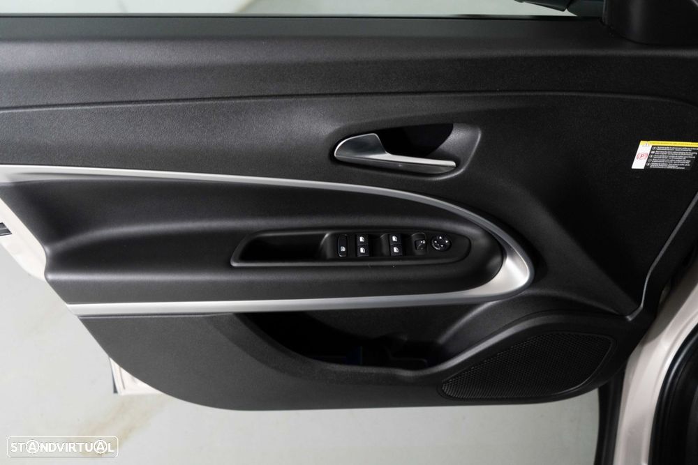 Jeep Avenger 54 kWh Summit - 22