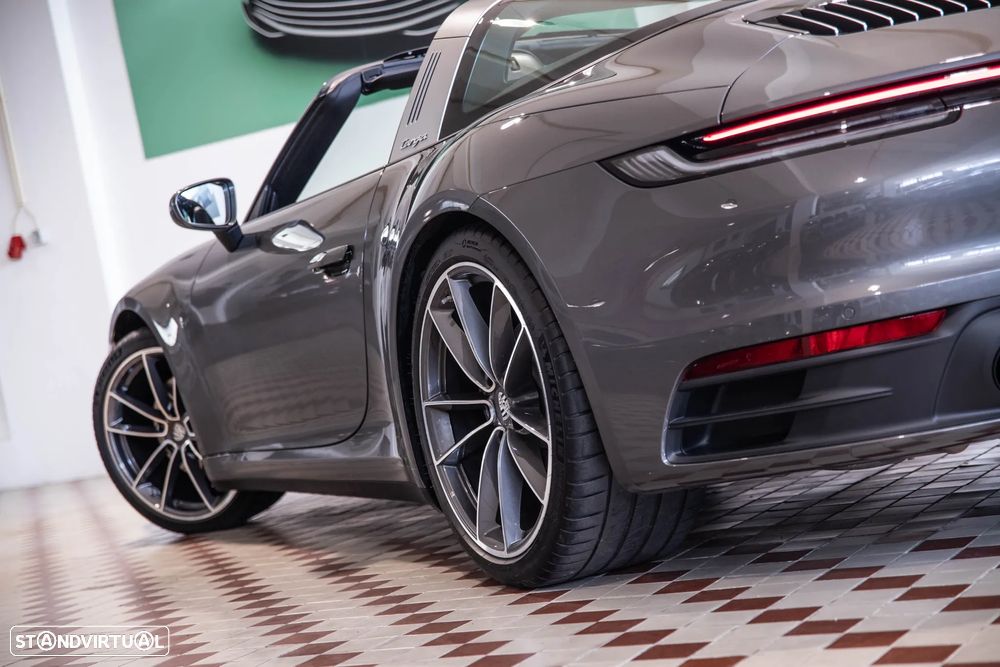 Porsche 911 (992) Targa 4 PDK - 9