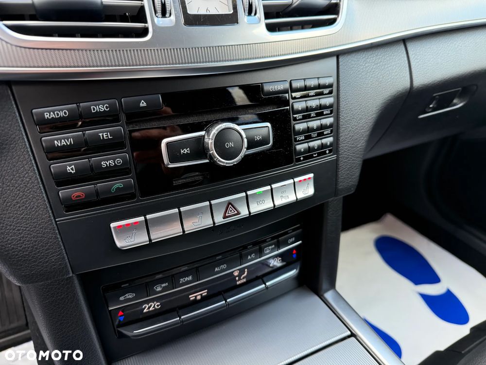 Mercedes-Benz Klasa E 220 T CDI 7G-TRONIC Avantgarde - 13