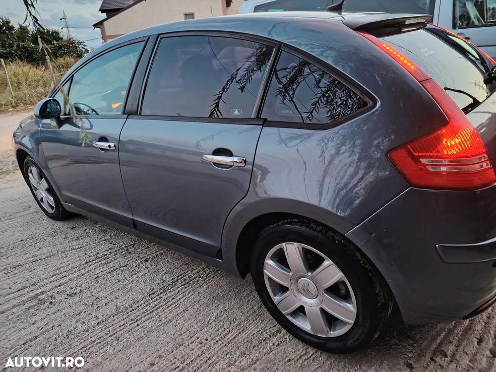 Citroën C4 1.6 HDI FAP Confort - 7