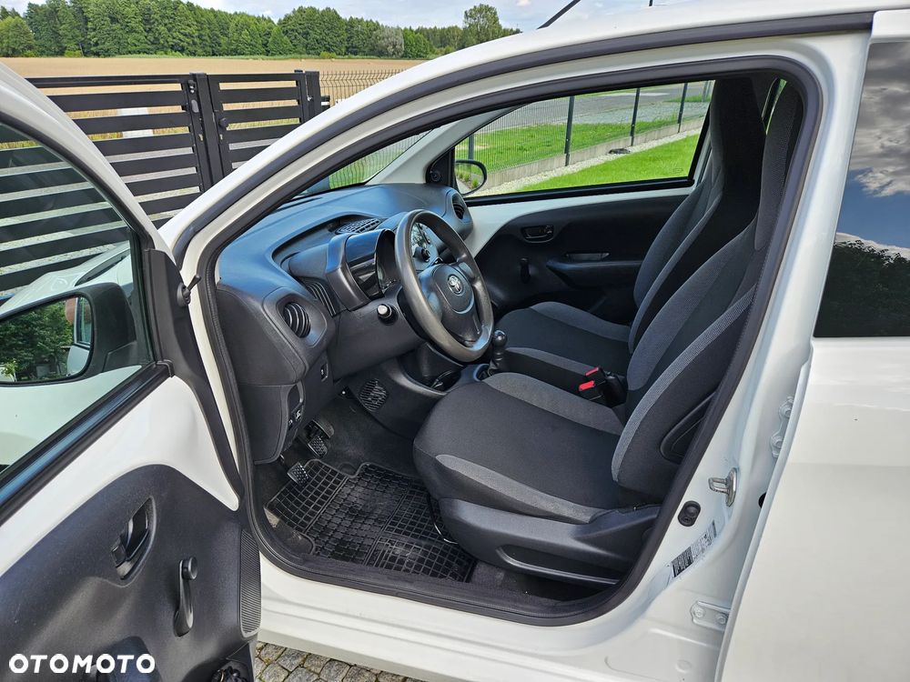 Toyota Aygo 1.0 VVT-i Black Edition - 10