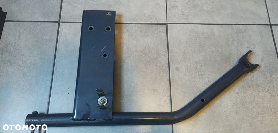ISEKI SG15 SG 15 Zaczep Kosza Lewy - 3
