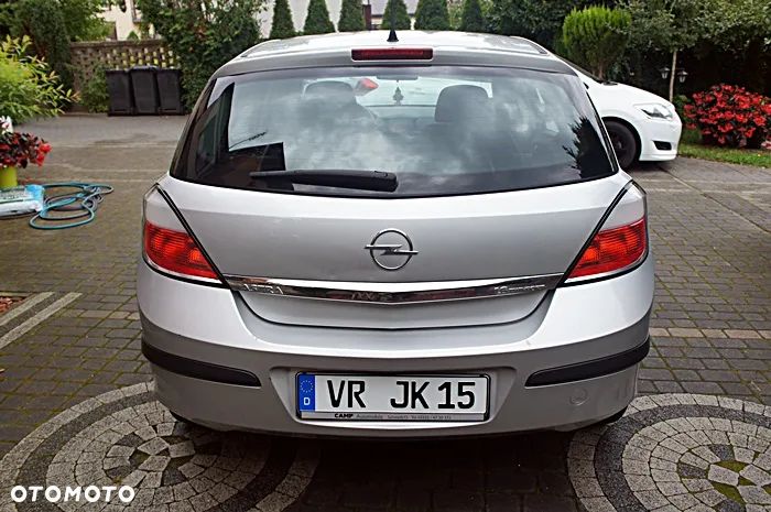 Opel Astra 1.6 Catch me - 23