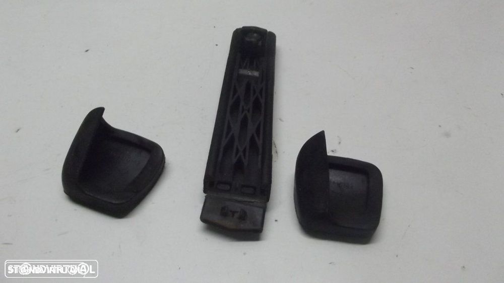 Mercedes 123 capas dos pedais - 2