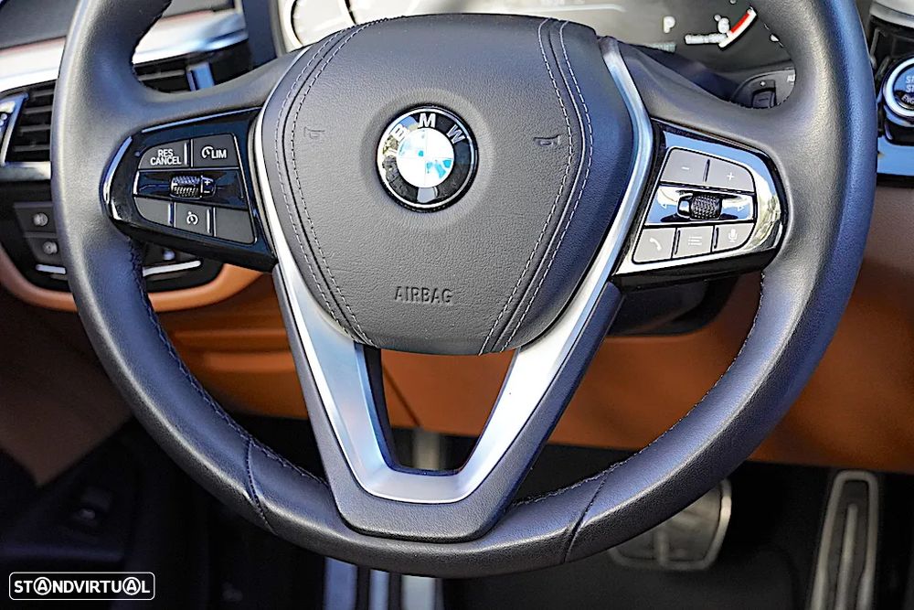 BMW 520 d Pack M Auto - 33