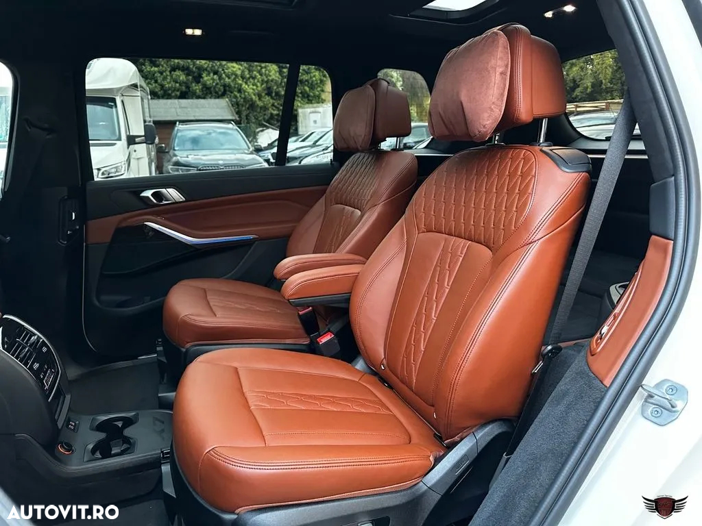 BMW X7 xDrive40i MHEV - 30