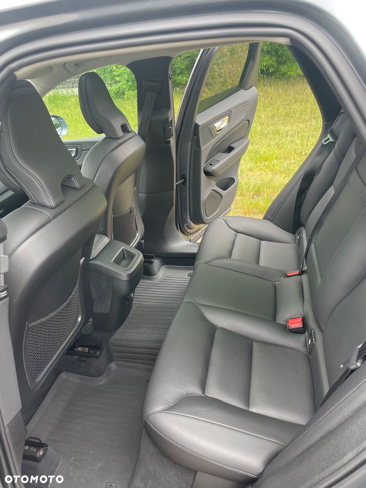 Volvo XC 60 D4 SCR Inscription - 12