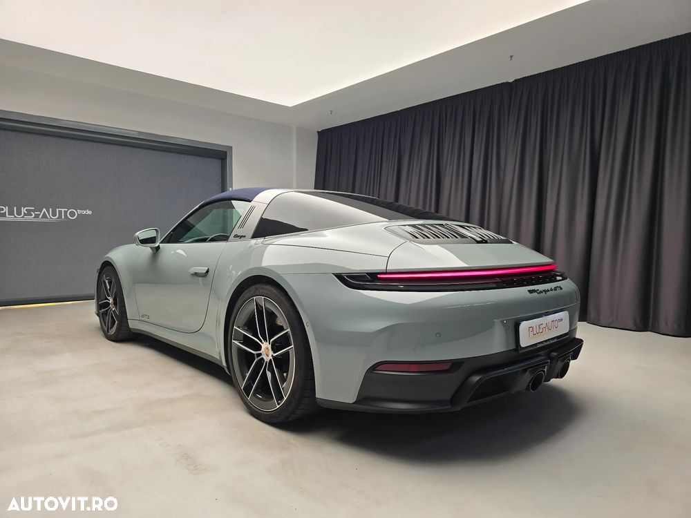 Porsche 992 - 13