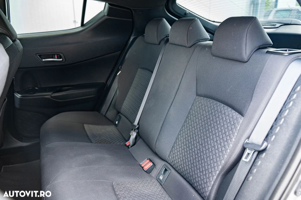 Toyota C-HR Business-Edition - 6