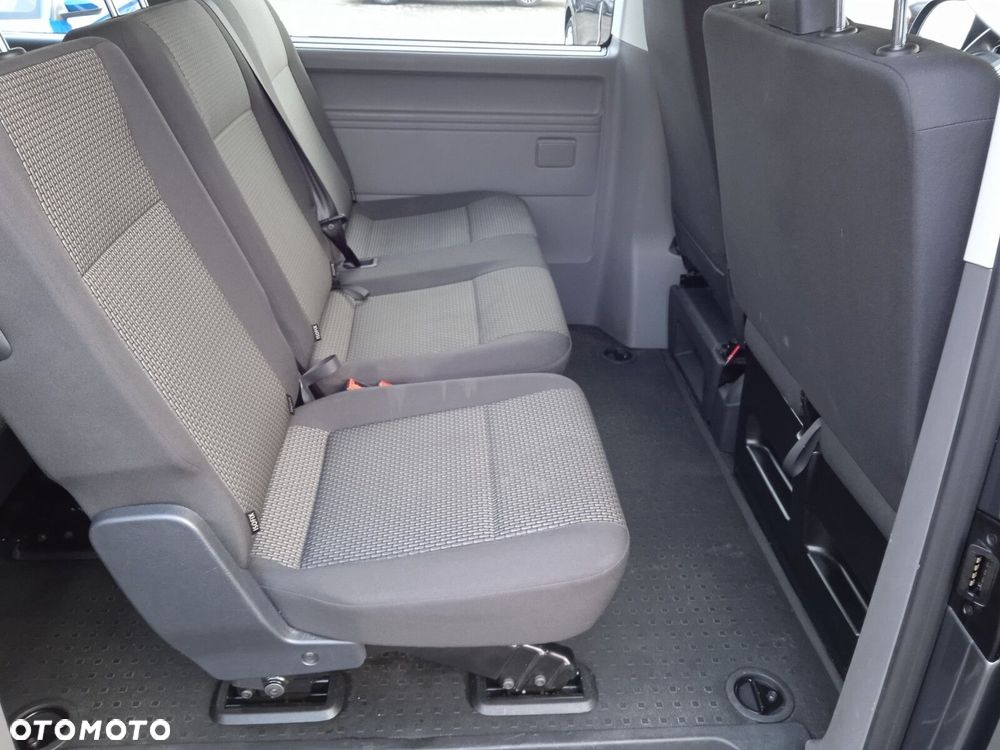 Volkswagen Caravelle 2.0 TDI L2 Trendline DSG - 15