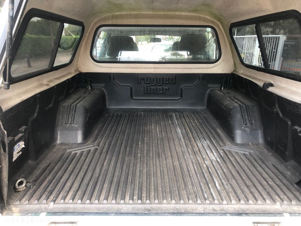 Mitsubishi L200 2.5 TDI GL 4WD DoubleCab - 10