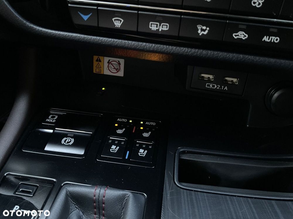 Lexus RX 300 Business Edition + - 33