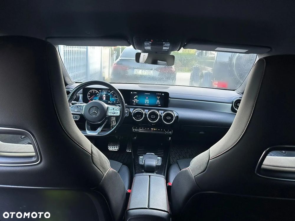 Mercedes-Benz CLA 220 d AMG Line 8G-DCT - 19