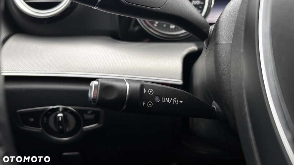 Mercedes-Benz Klasa E - 17