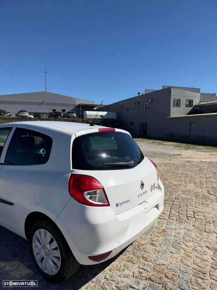 Renault Clio 1.5 dCi Confort - 19