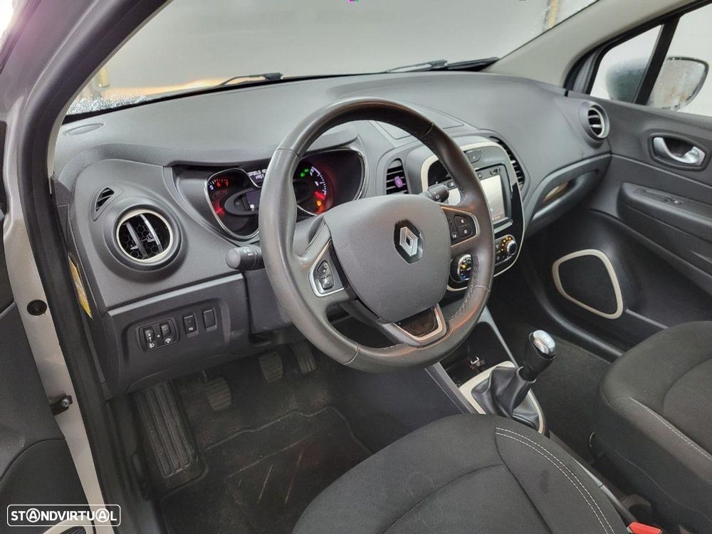 Renault Captur (ENERGY) TCe 90 BOSE EDITION - 9