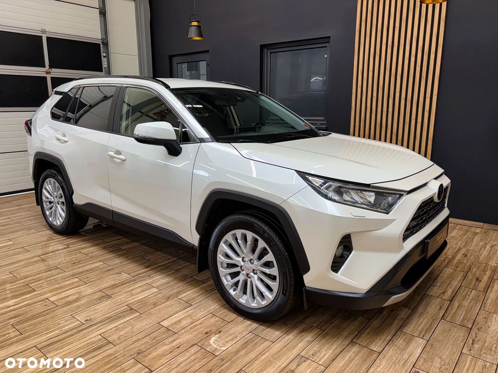 Toyota RAV4 - 5